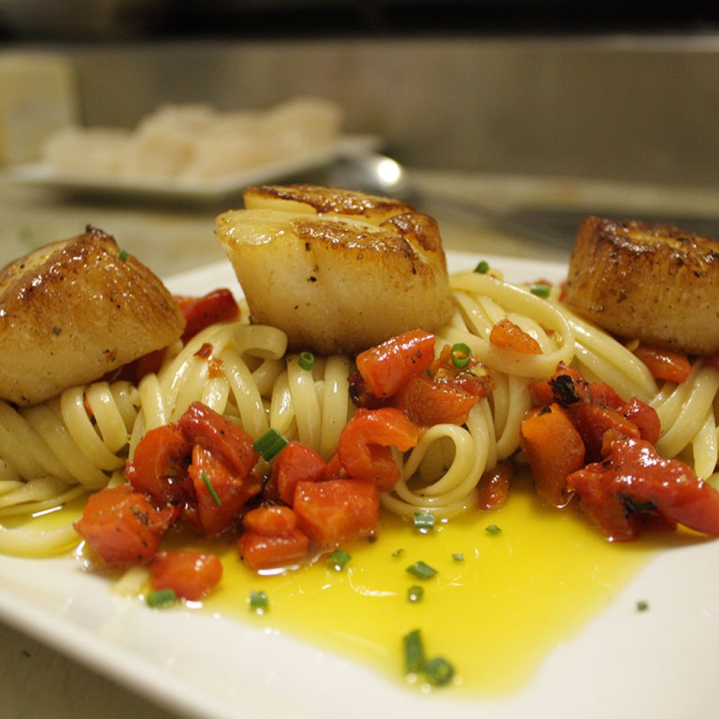 italian-scallops-pasta